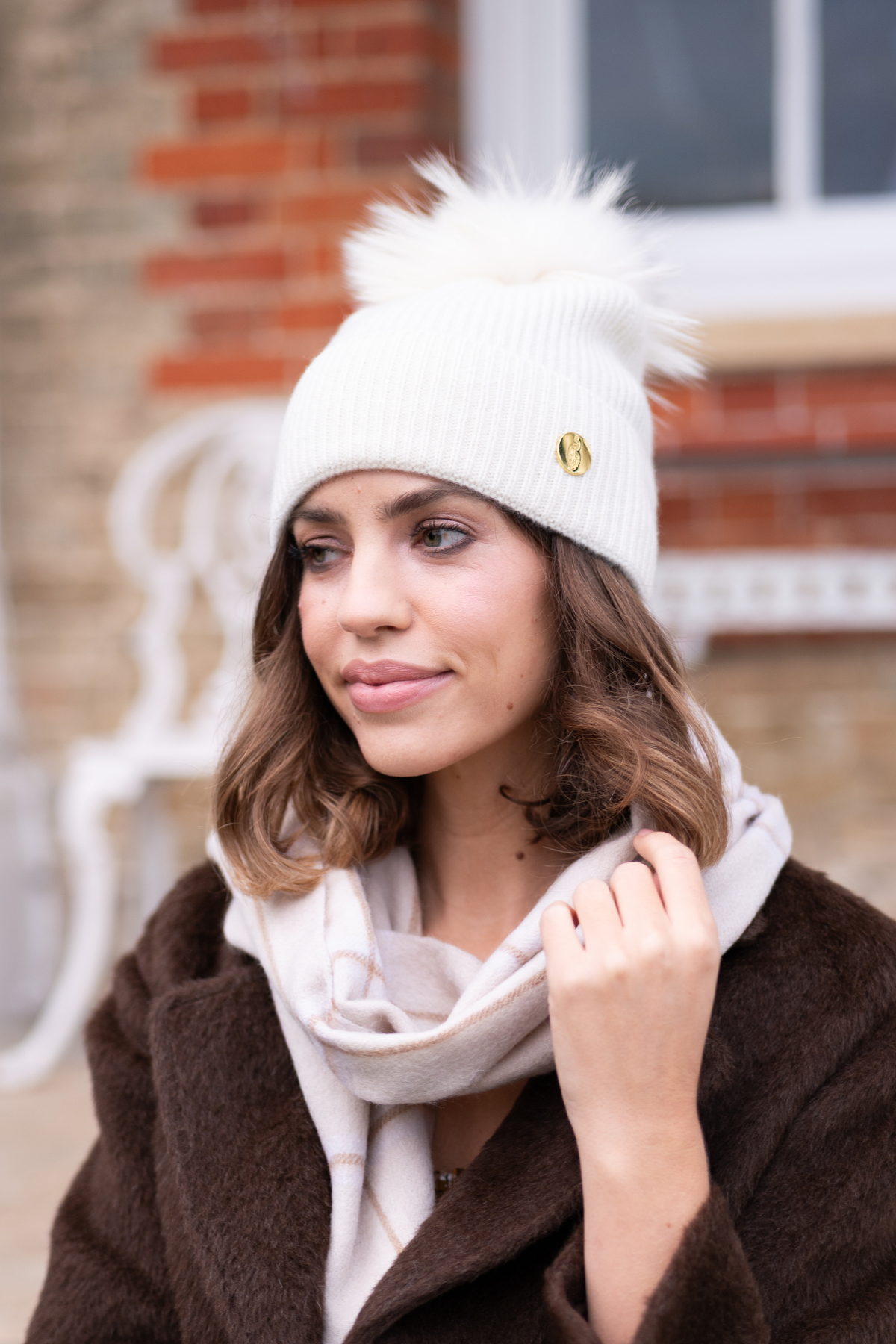 100% Cashmere Cream Fur Pom Pom Hat