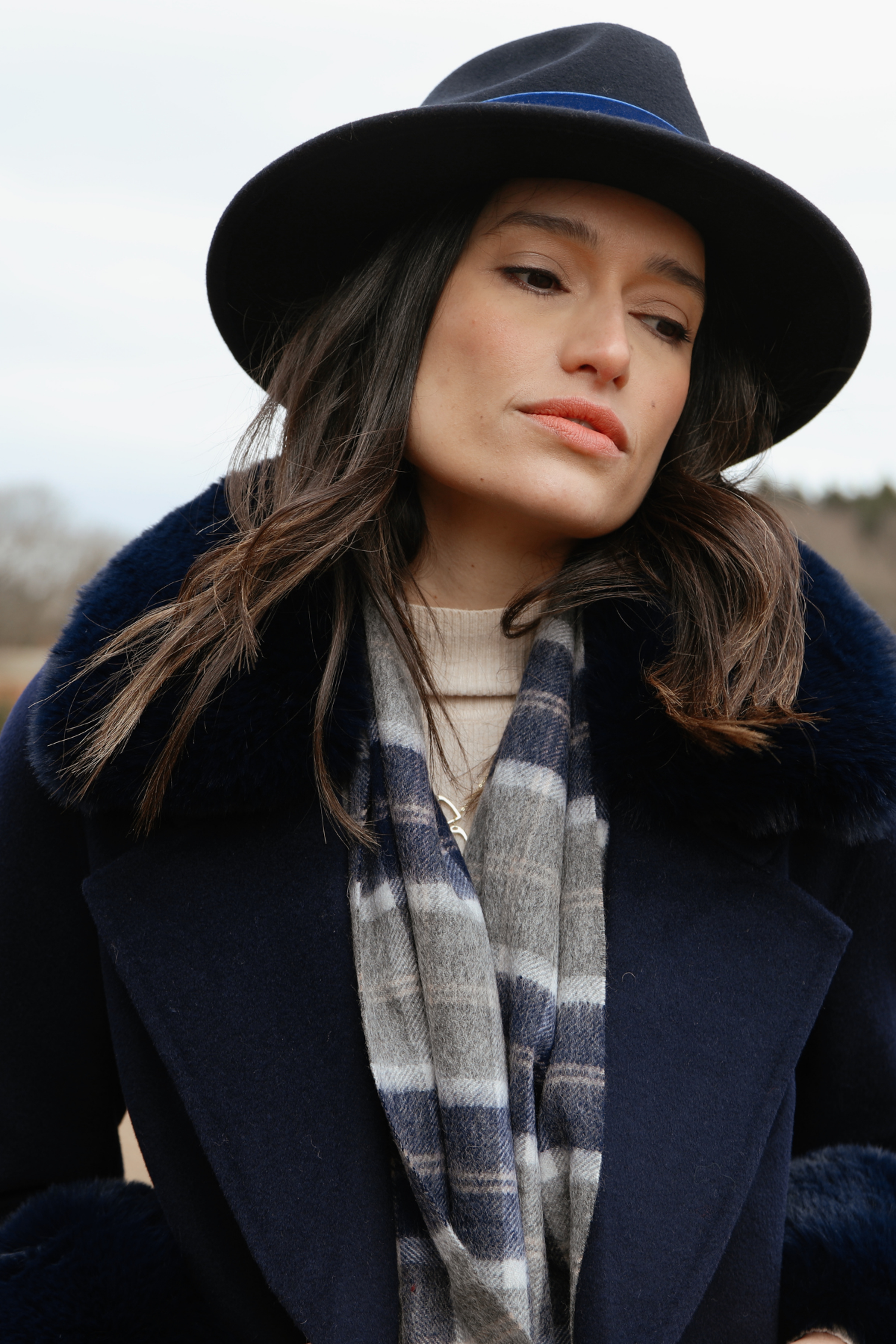 Bamburgh Cashmere Navy Scarf