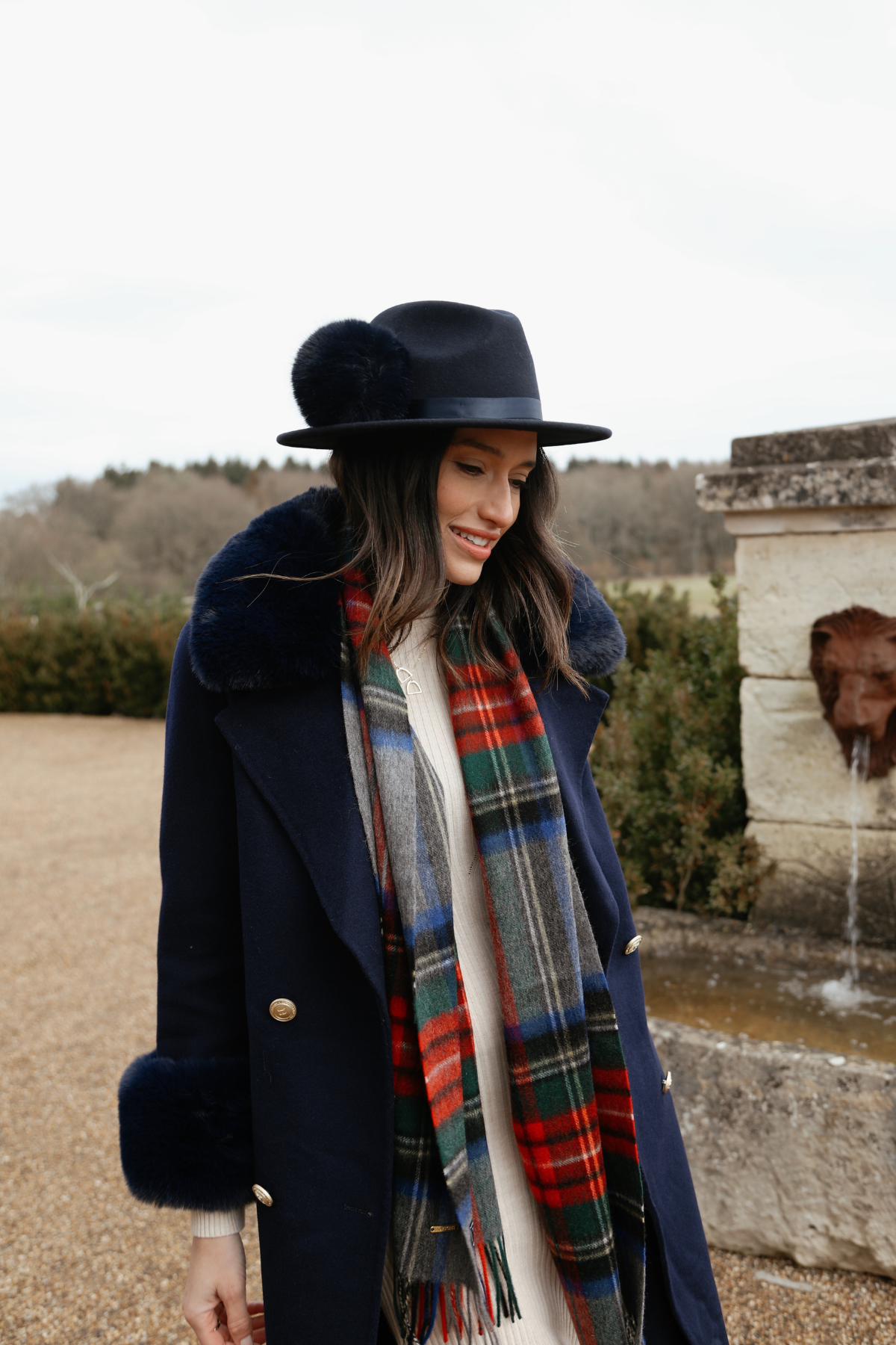 Bamburgh Cashmere Charcoal Scarf