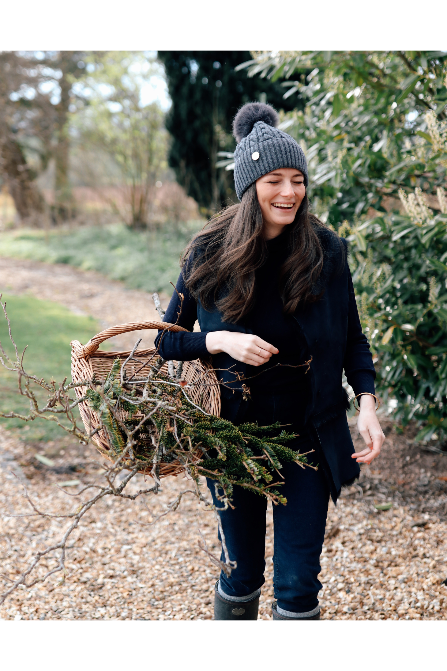 Aspen Cashmere Cable Knit Pom Pom Hat - Charcoal