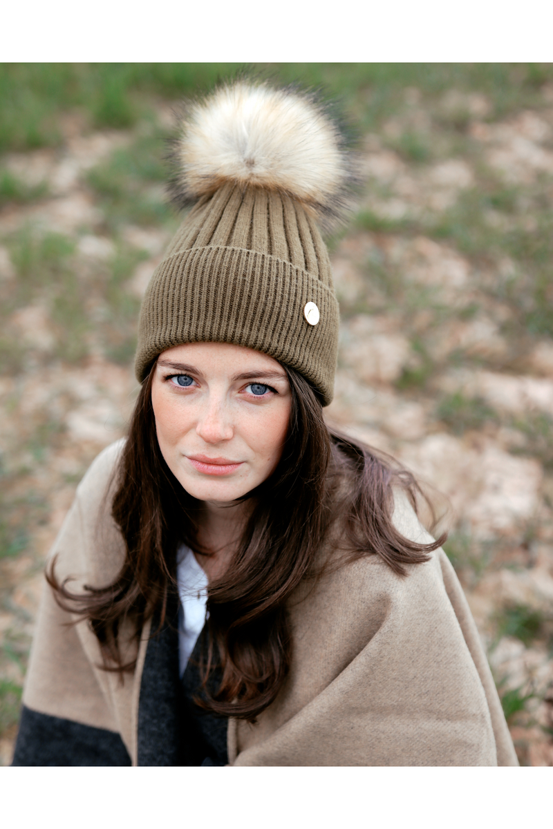 Arundel Cashmere Pom Pom Hat - Olive